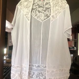 Candies size small EUC cover up